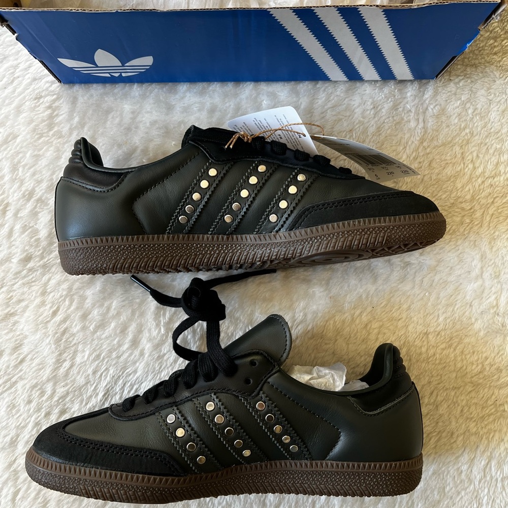 Brand New Adidas Samba OG Black and Dark Brown Studded Sneakers Women’s Size 5